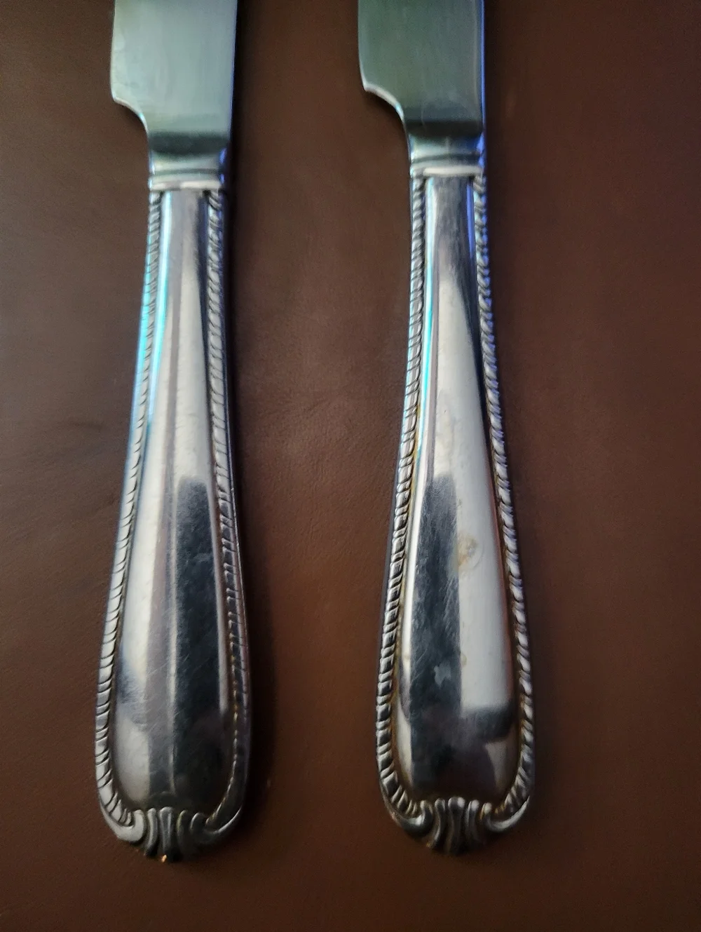 Stainless Steel Silver Dinner Knives - Classic Rope Edge (Set of 2)